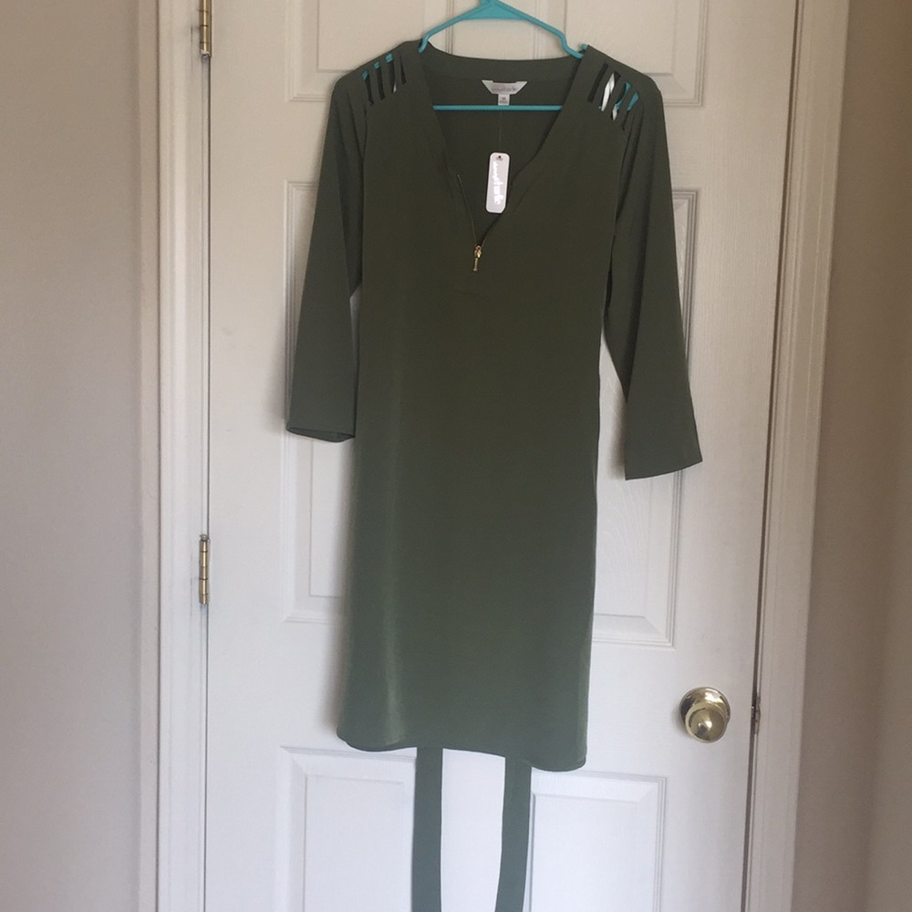 Long sleeve green dress